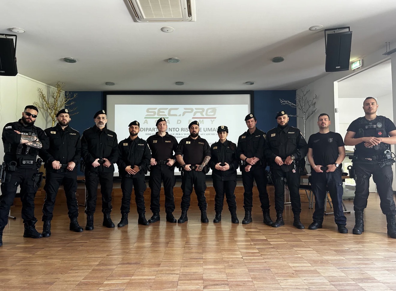 Leonis Tactical participa en una formación internacional junto a profesionales de seguridad en Italia
