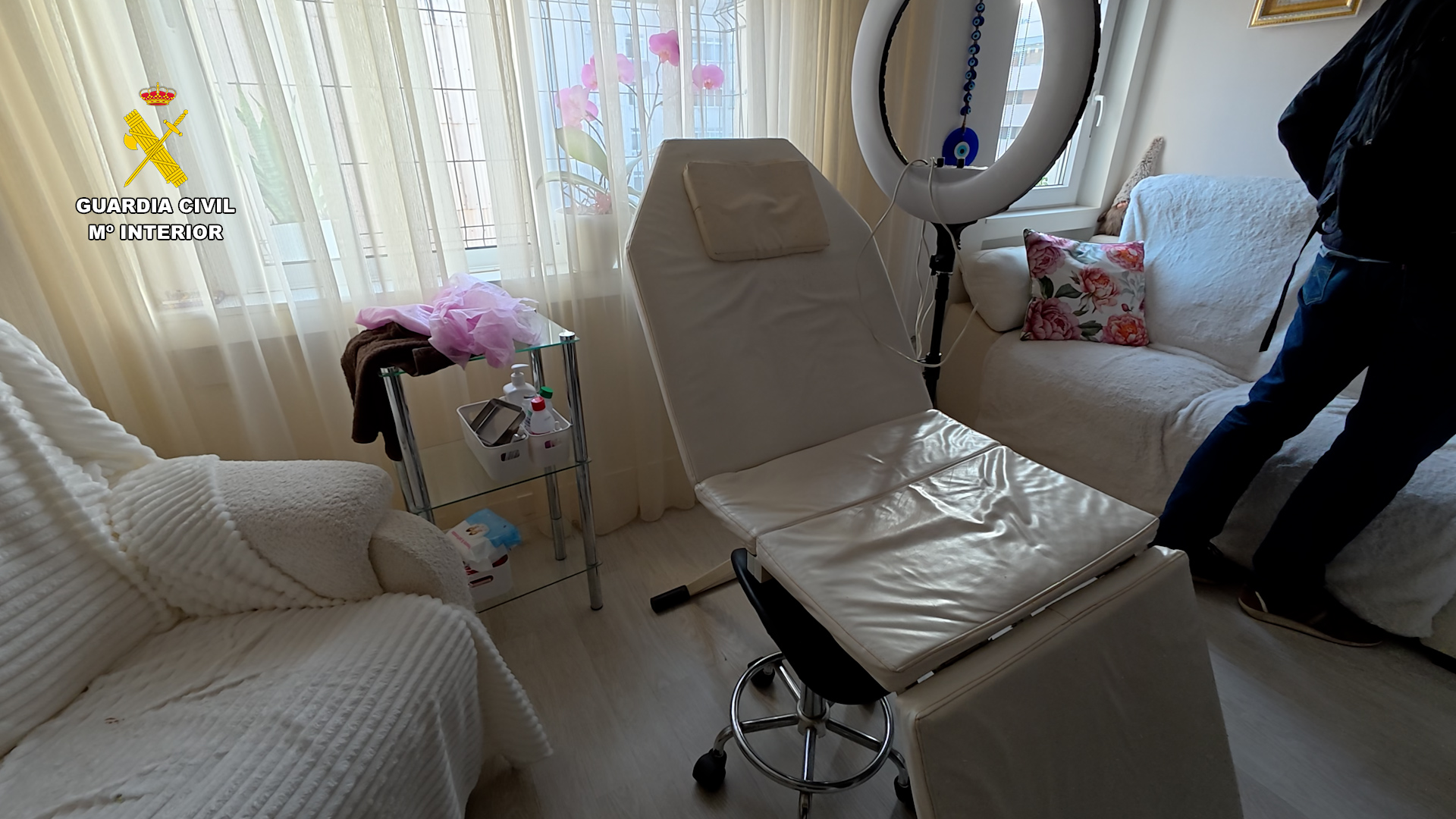 CAEN TRES CLÍNICAS CLANDESTINAS DE BÓTOX: RED INTERNACIONAL OPERABA DESDE ESPAÑA